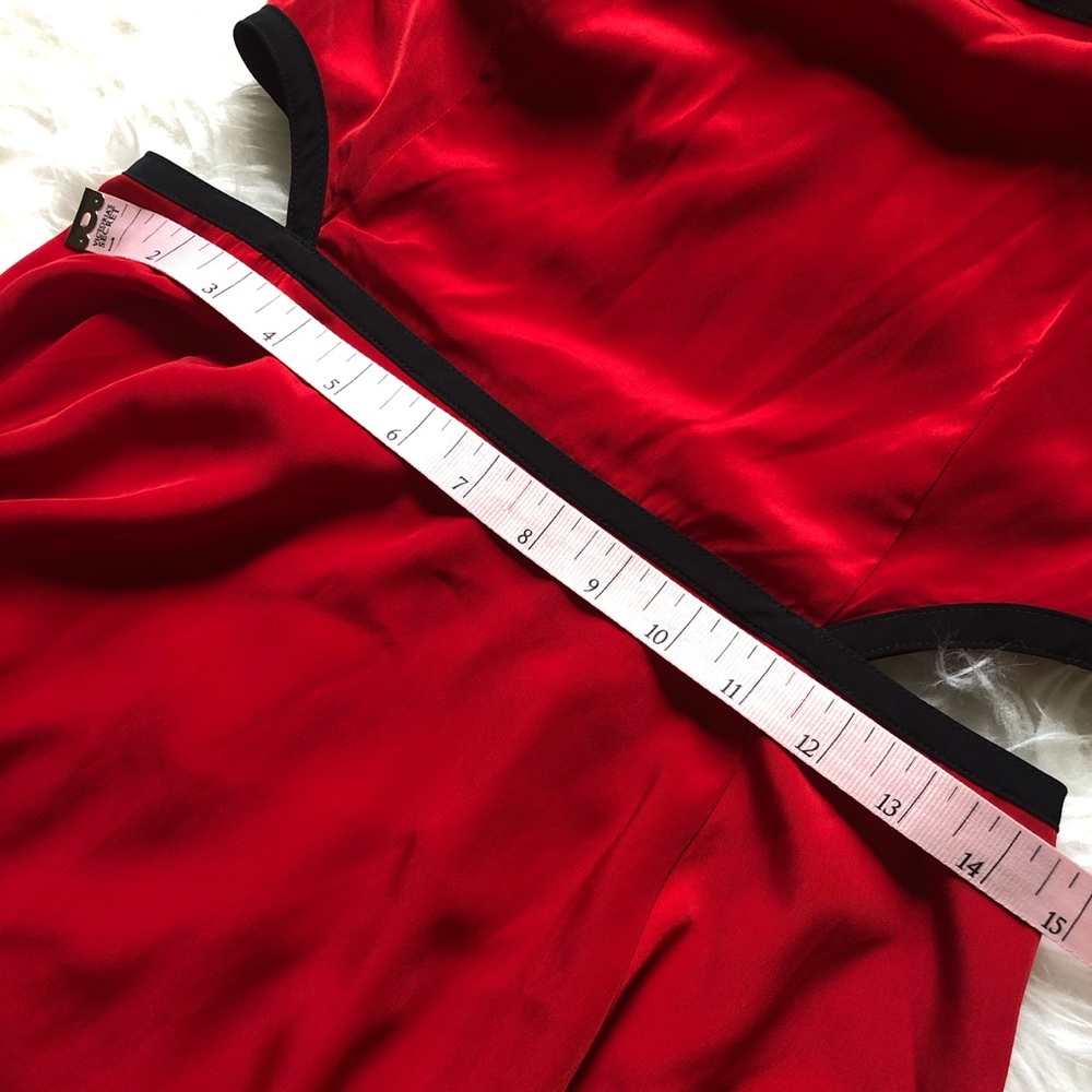 ⬇️ Red Cutout Racerback Dress - Picture 3 of 8